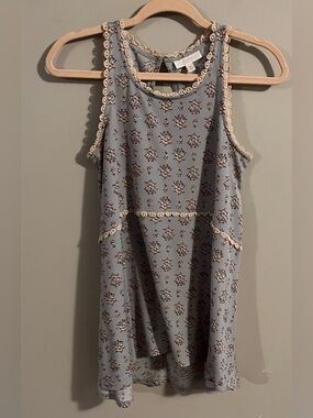 $6💙Bundled LC Lauren Conrad Tank